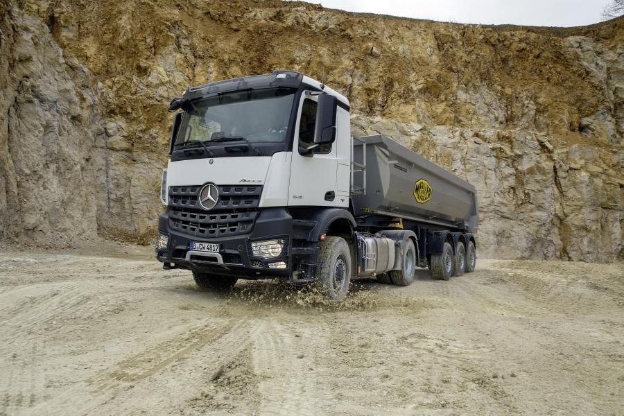 Mercedes-Benz Arocs 1845 LS HAD 2015 года  (фото 9 из 10)
